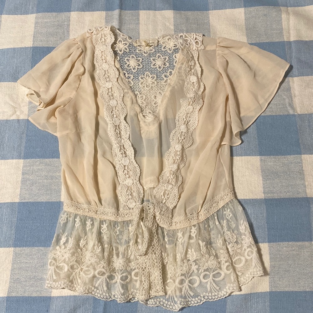 A’reve cream top